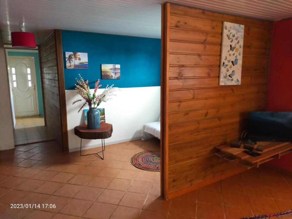 Douceur Des Hauteurs Bas De Villa, Piscine Privee Sainte-Luce Εξωτερικό φωτογραφία